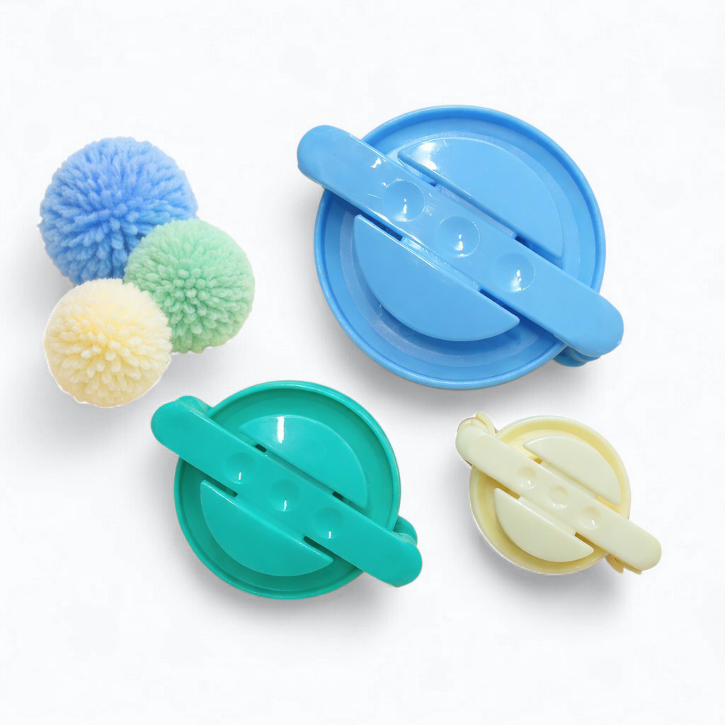 3'LÜ PONPON YAPMA APARATI