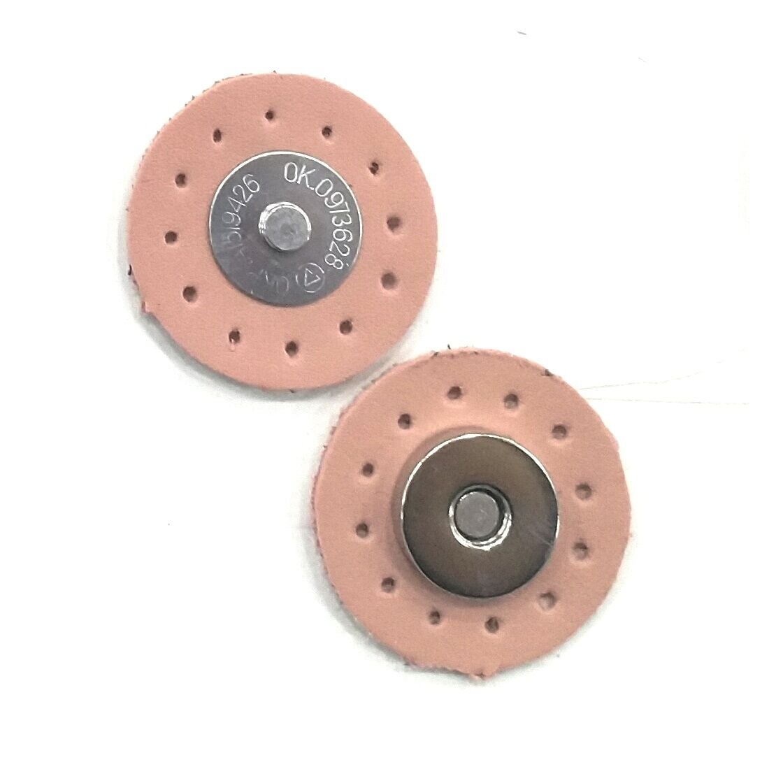 DERİLİ ÇANTA MIKNATISI PUDRA