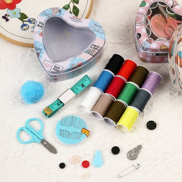 Kalpli Metal Kutulu Dikiş Seti